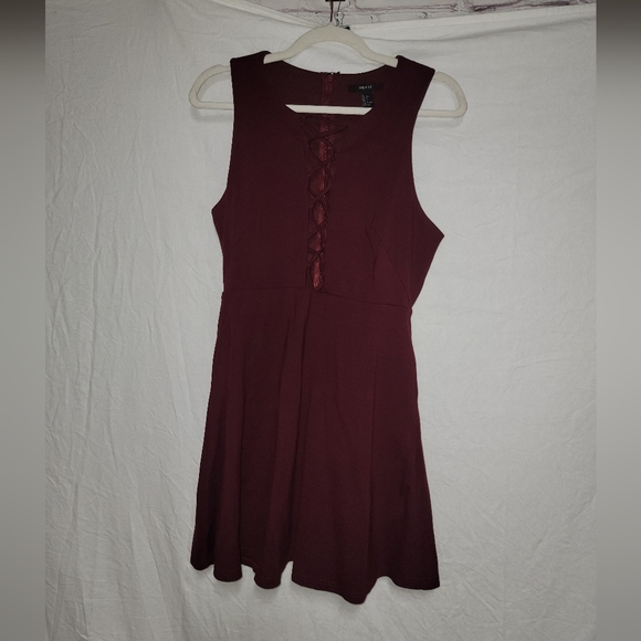 Forever 21 Dresses & Skirts - Forever 21 Fit And Flare Dress